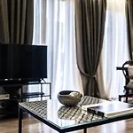 Opus 5 Luxury Apartment In Liston Corfu