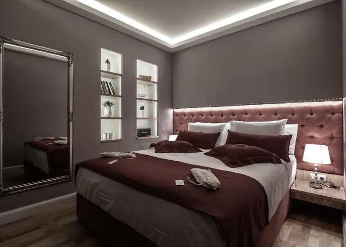 Opus 5 Luxury Apartment In Liston Corfu